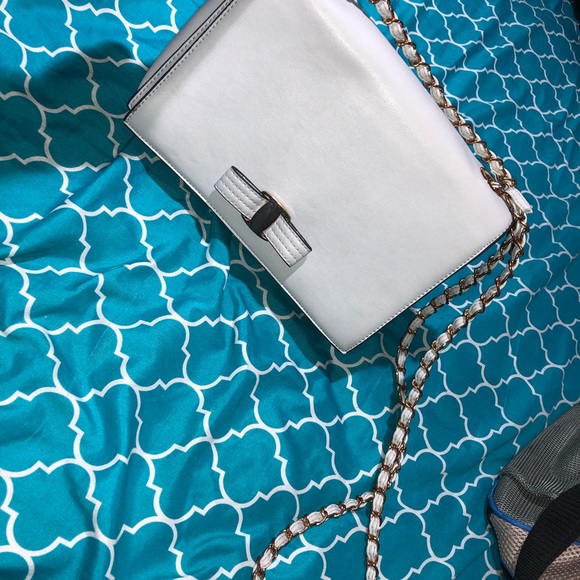 Crossbody purse - Picture 2 of 4